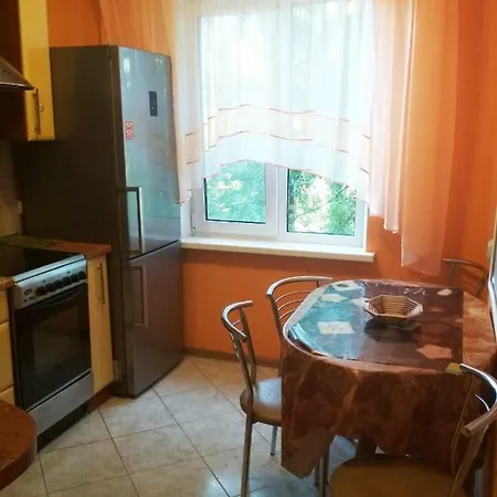 Квартира Якубова 56 Апартаменти *