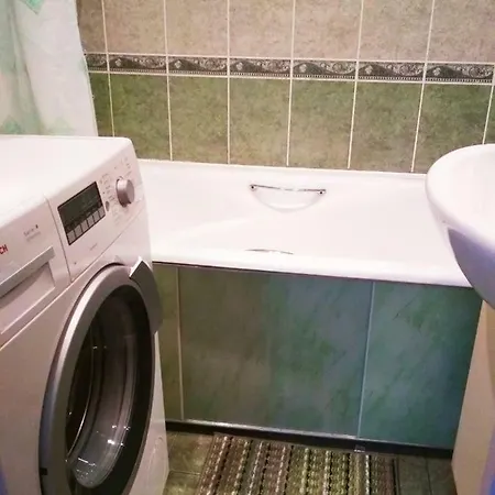 Квартира Якубова 56 Апартаменти *